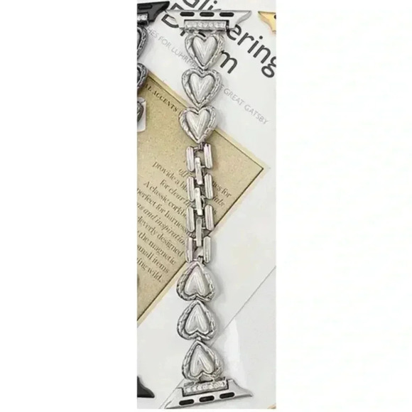 Heart & Rhinestone Apple Watch Band - Picture 3 of 4